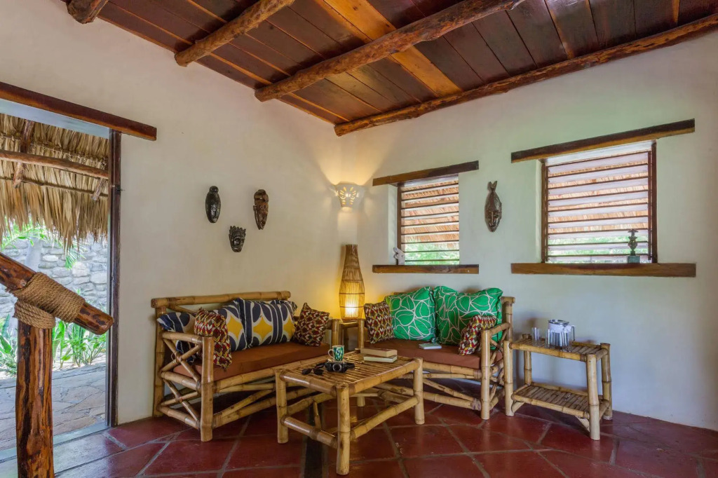 Hotel Punta Teonoste