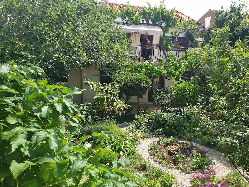 Apartments Tugomila