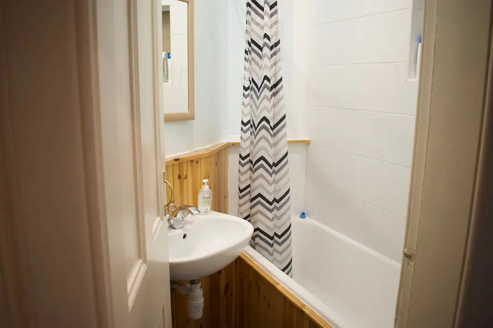 1 Bedroom Apartment in Newington