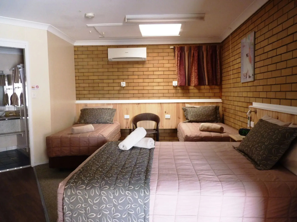 Winchester Motel