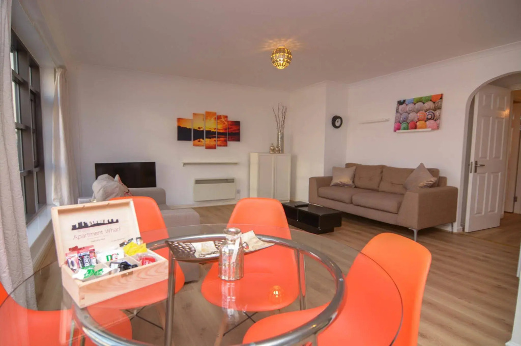 Apartment Wharf – Meridian Place