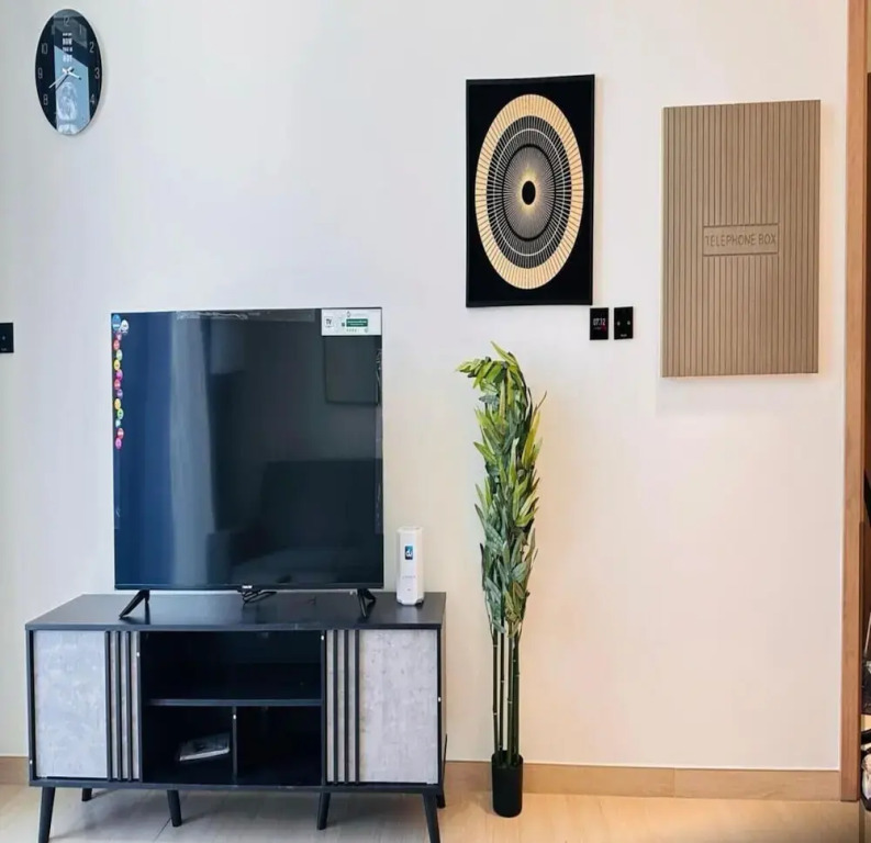OYO HOME 1408 Standard 1bedroom Apartment Binghatti Emerald