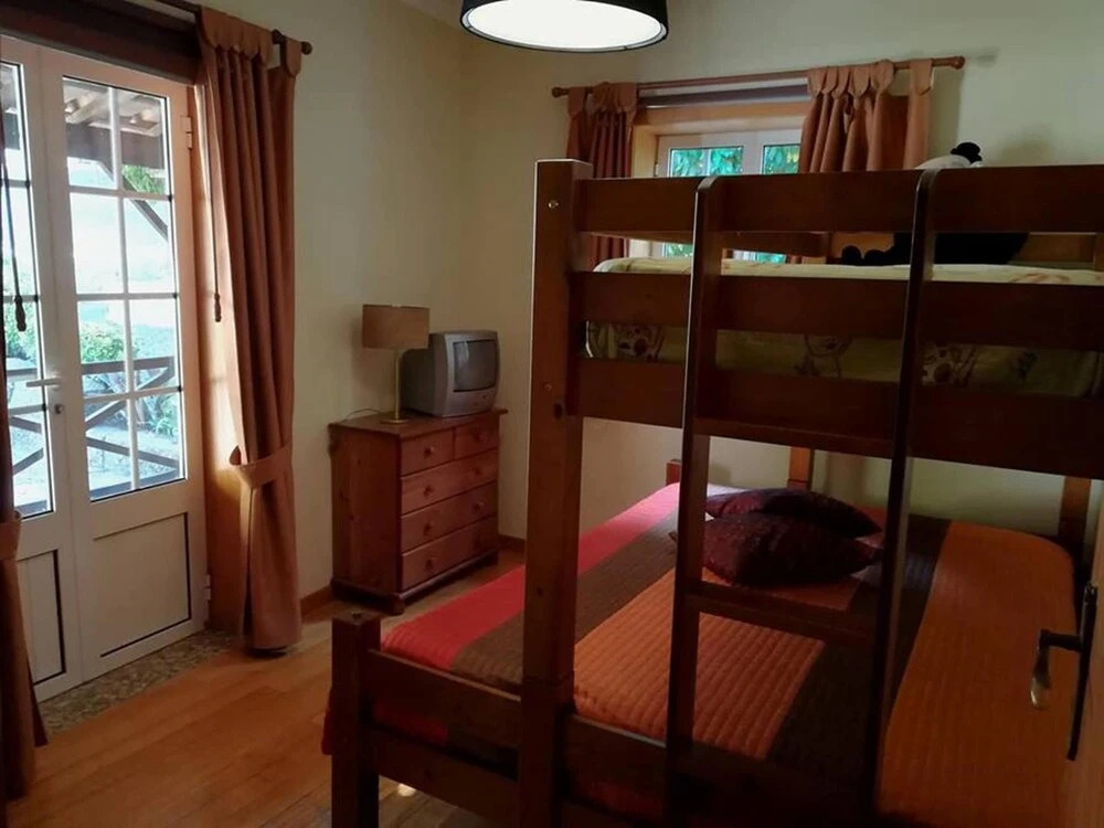 House With 2 Bedrooms in Vila Nova de Famalicão, With Wonderful Lake V