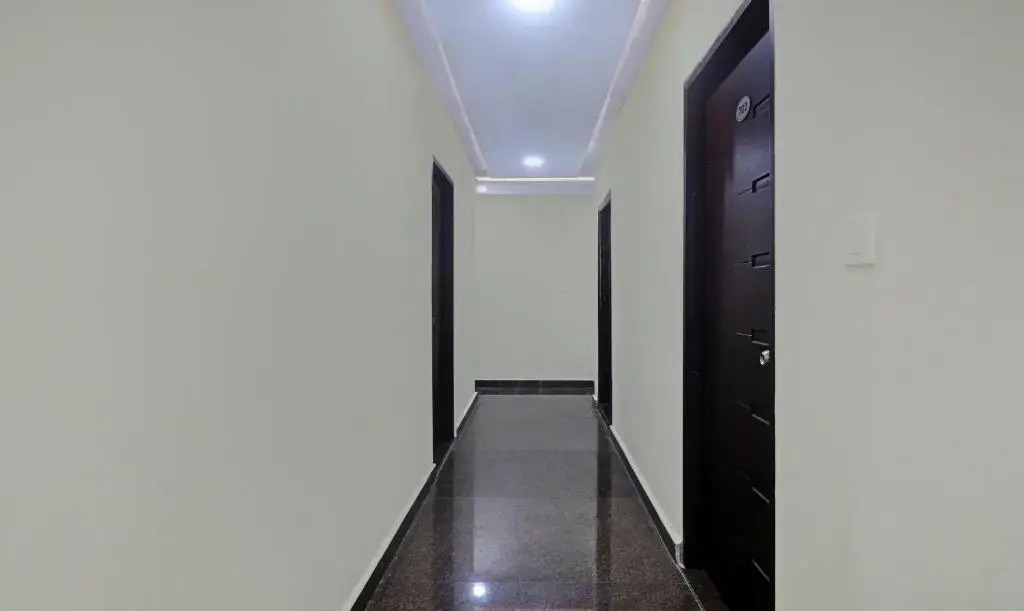 Super Hotel O Kondapur Hyderabad Formerly Dunes Inn