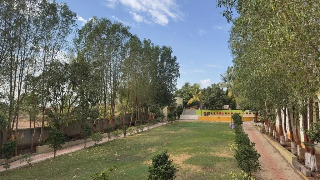 Lion Park Hotel And Resort