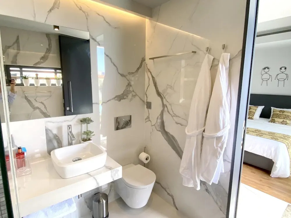 Studio in Machico, with Private Pool And Wifi - 300 M From the Beach