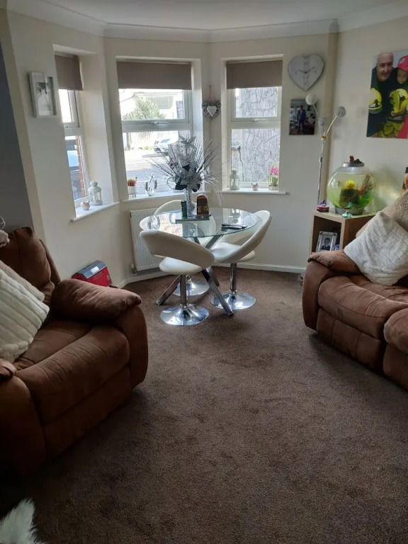 Captivating 1-bed Apartment in Bournemouth