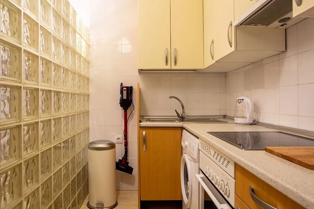 Cosy 1bed Apt in Madrid, 5mins to Metro