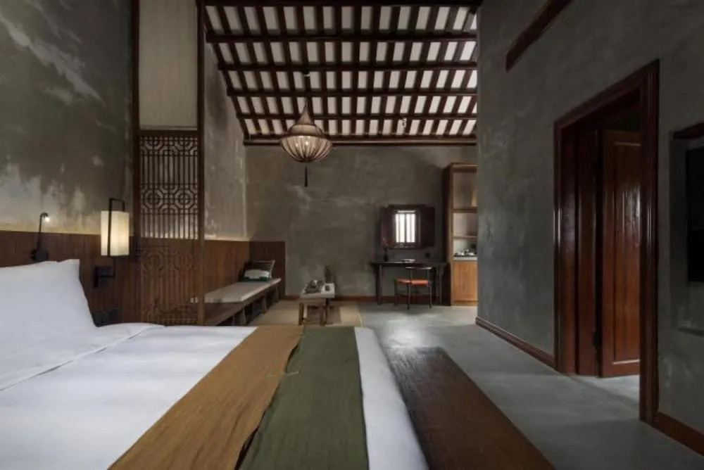 Deng Stone House Pastoral Resort