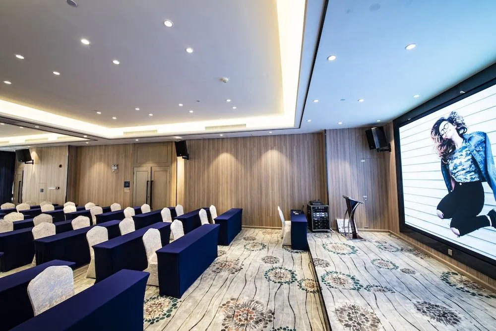 Kyriad Marvelous Hotel（Foshan Sanshui Wanda Plaza Branch）