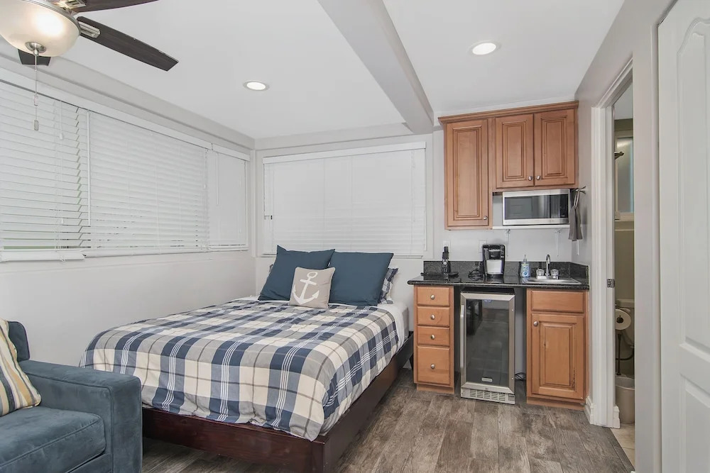 Coastal Retreat - 2 Br Home