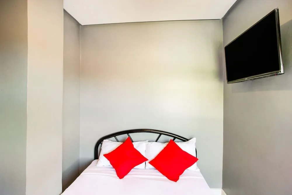 OYO 521 Bacaca Suites