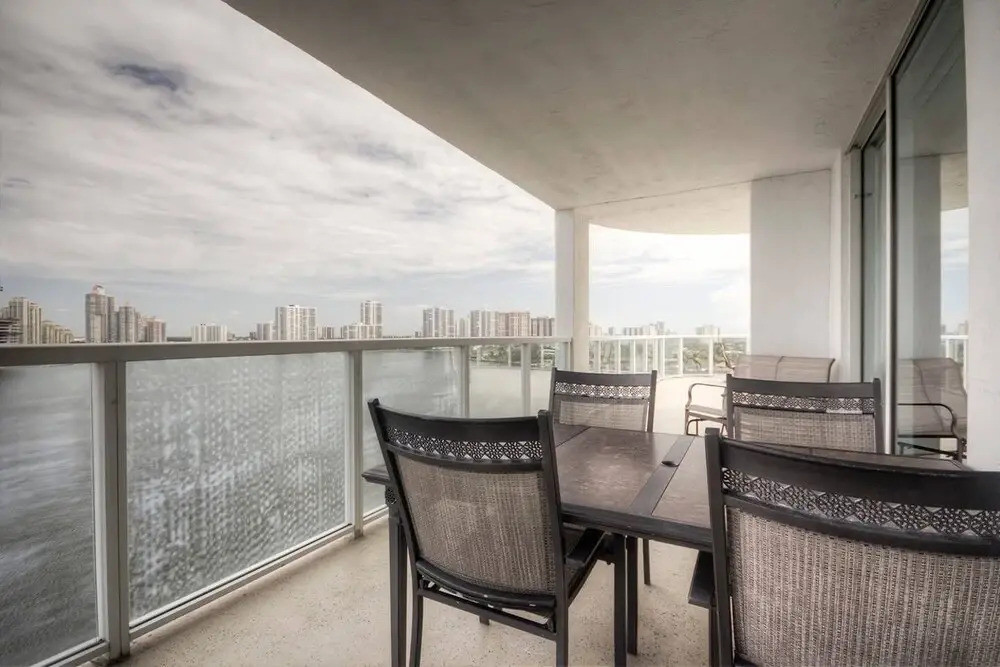 Le Marina Bay 1109 - Condo 4 People, Sunny Isles