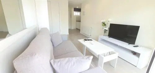 Neptuno & Diana BeachFront Central Suites