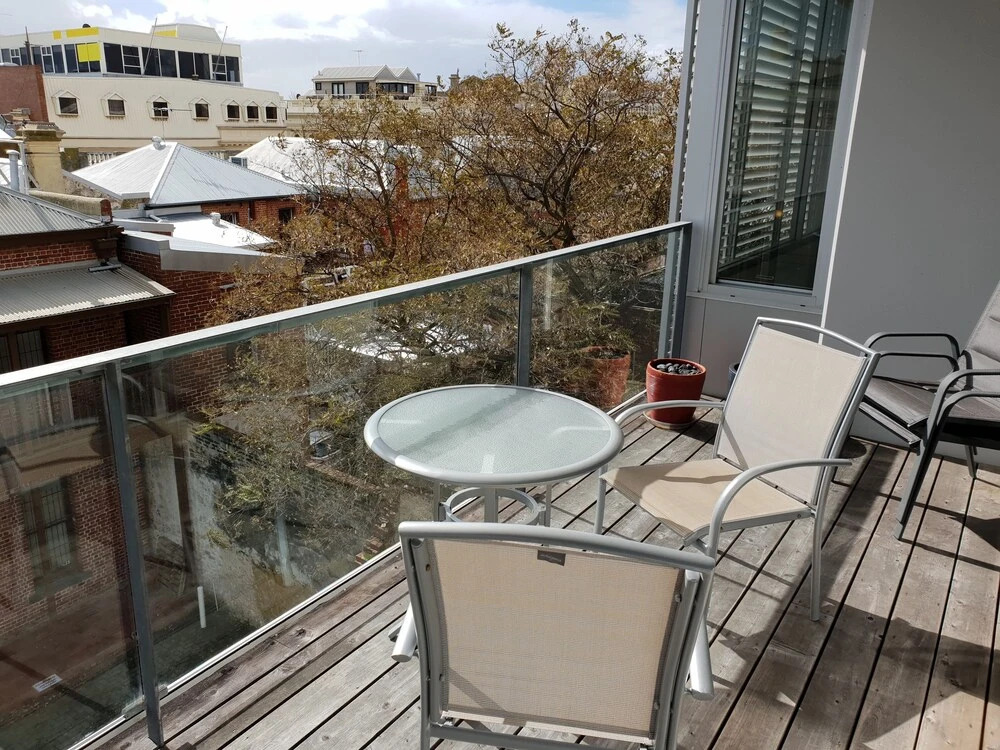 Apartment 9