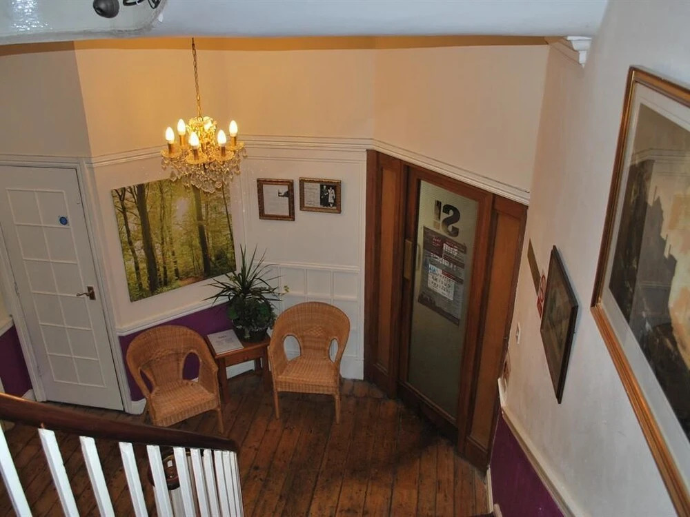 The George Hotel
