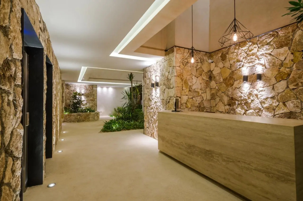 Elegant Apartment | Eco-Pool & Solarium | Speedy Wifi | Social Terrace | Concierge