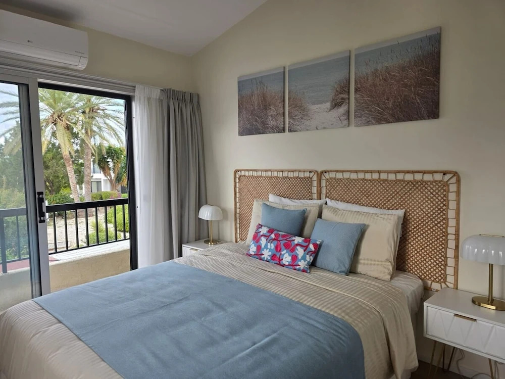 Ambrosia Townhouse by Staycom