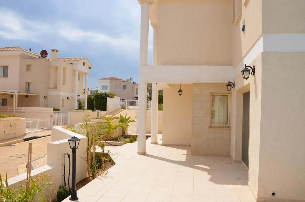 Anthorina Villa 3