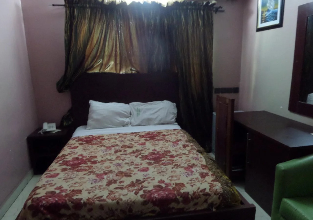 Scrolab Executive Hotel