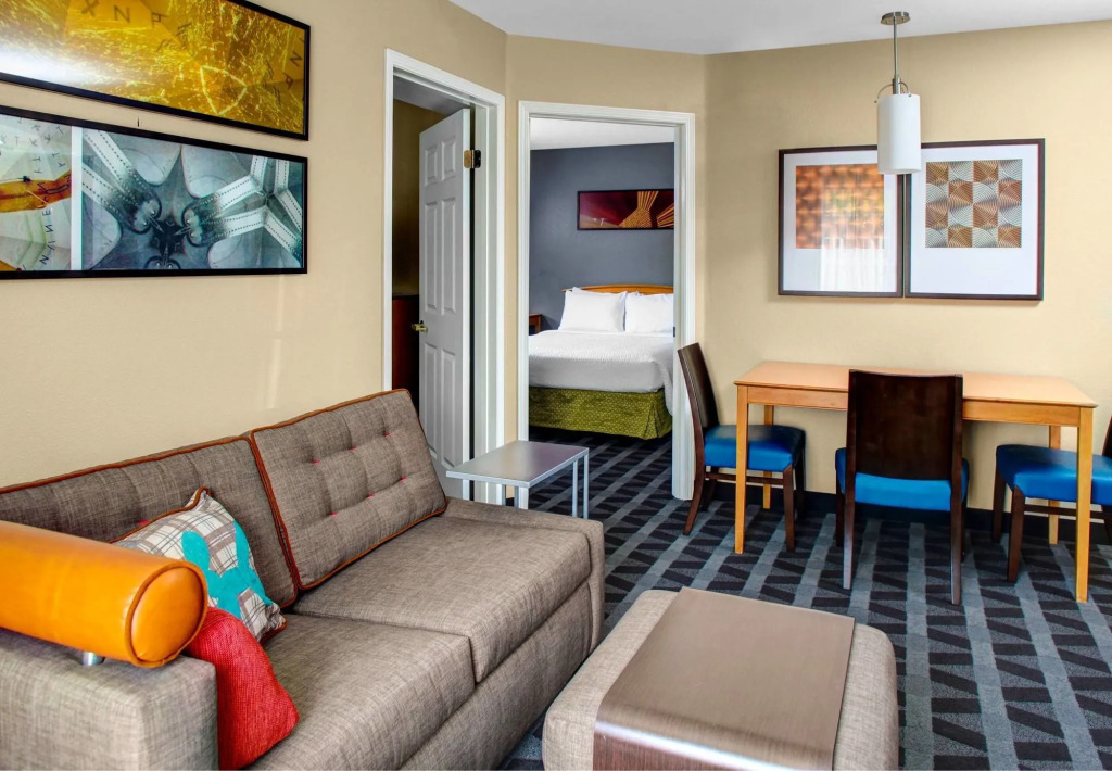 TownePlace Suites Fresno