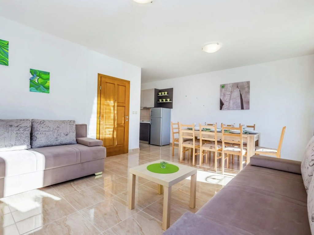Contemporary Holiday Home in Dramalj with Swimming Pool