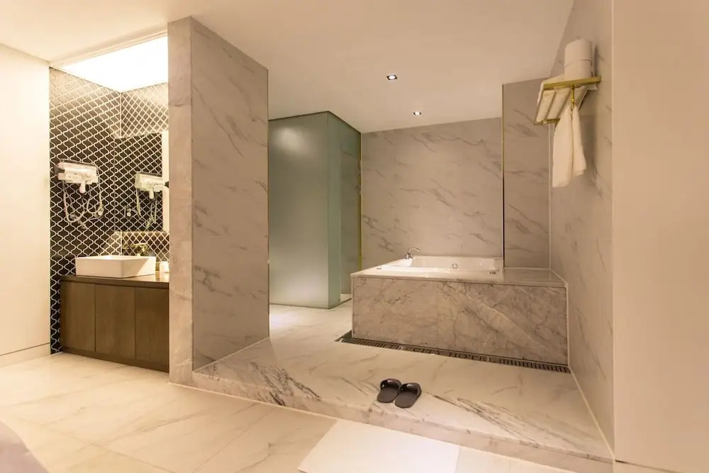 Best In City Hotel