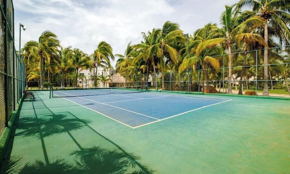 Amazing House -private Pool - Tennis - Paddle Cour