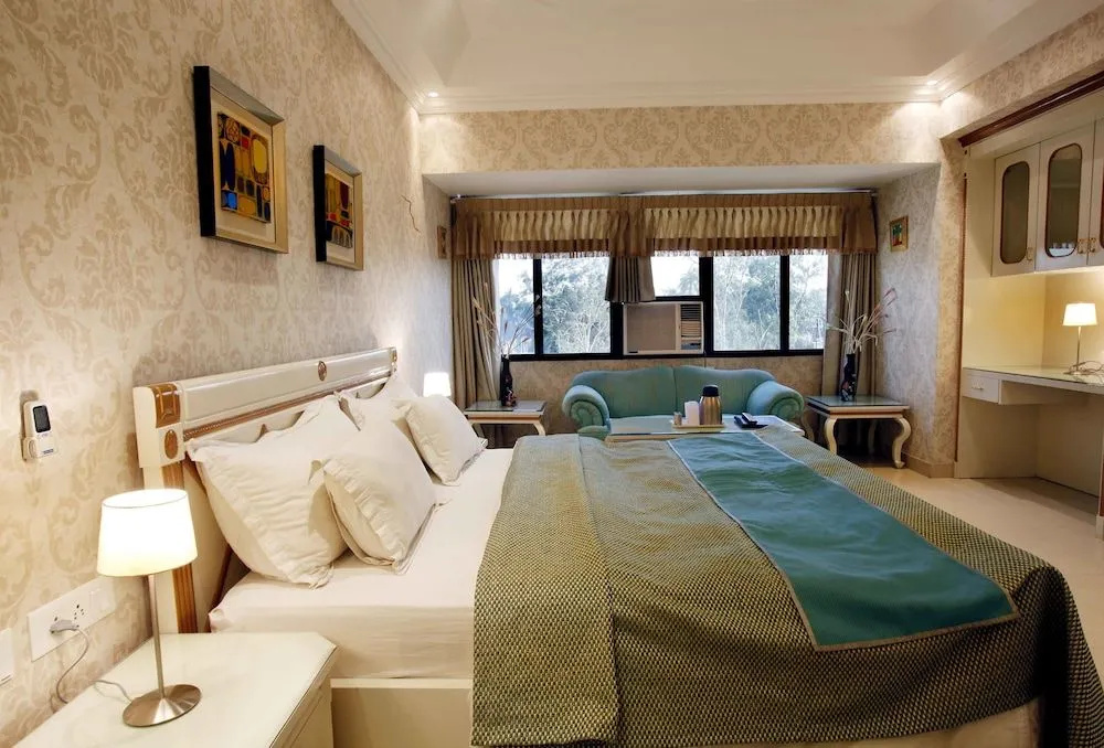 Shivoy Hotel