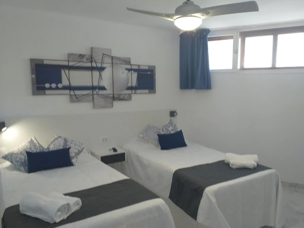 Los Geranios 2 Rooms - Sea views