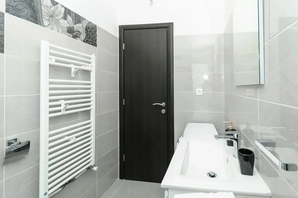 Luxury Villa with Heated Pool, Terrace, and Outdoor Amenities for Relaxation