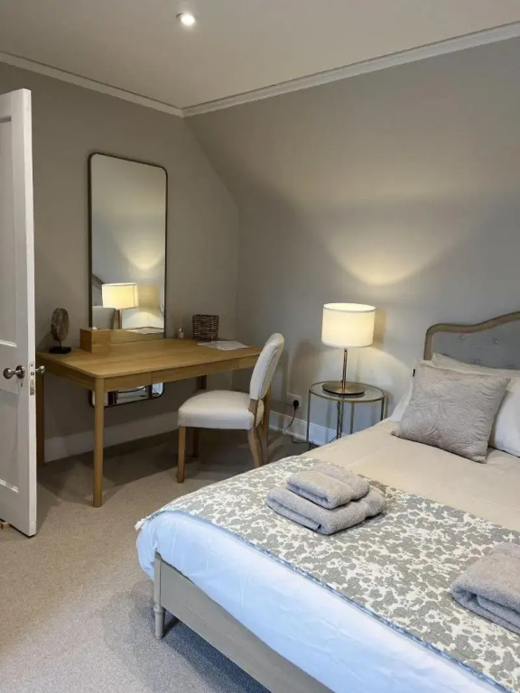 No. Ten Guesthouse