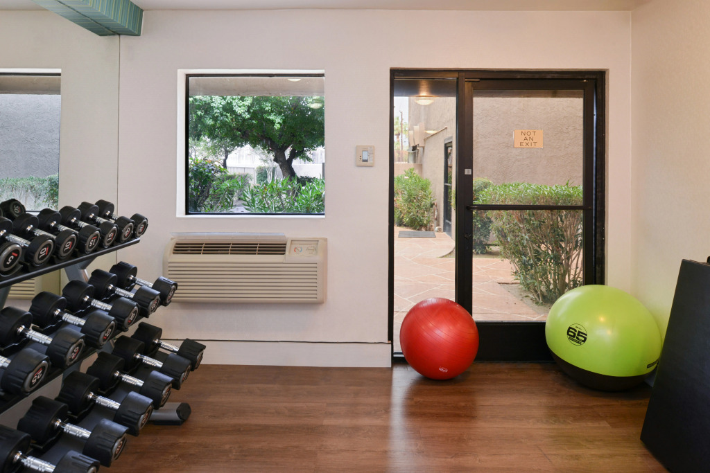 Holiday Inn Express Palm Desert by IHG