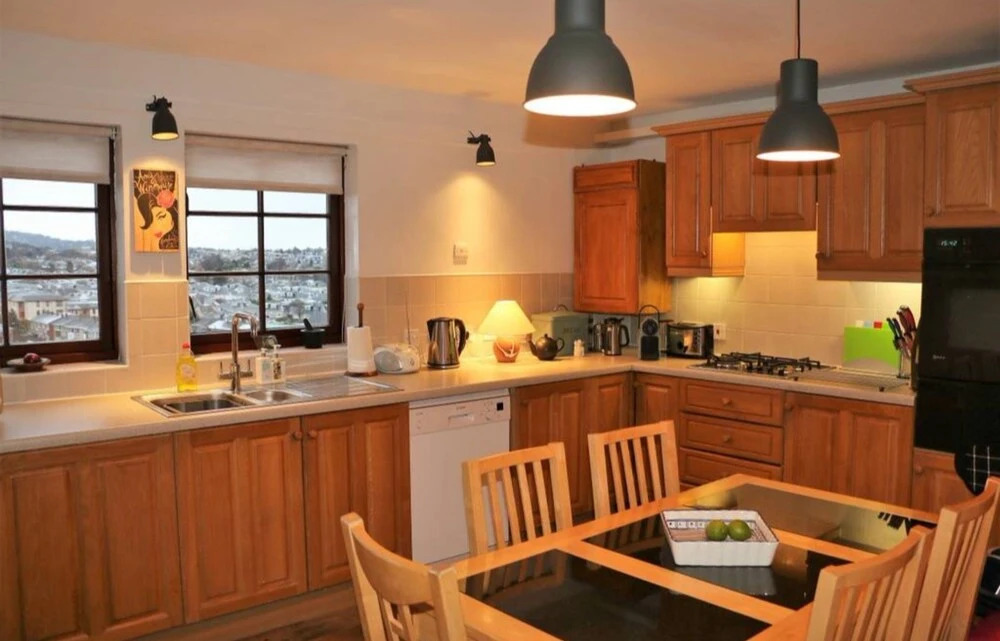 Contemporary Apartment off Queensferry Road