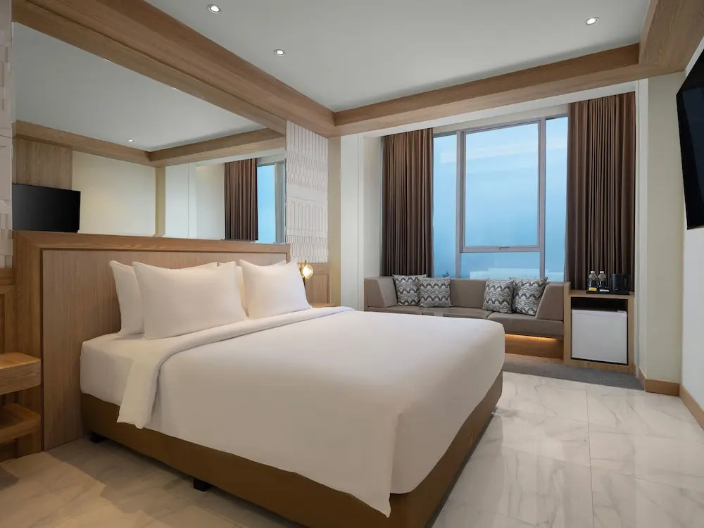 Golden Hill by Golden Tulip