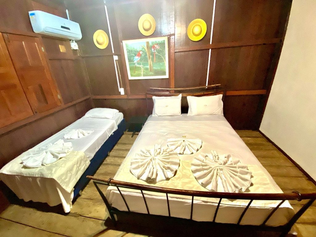 Amazonia Jungle Hotel