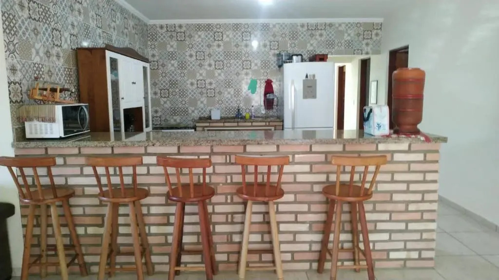 Linda Chacará Com Piscina Climatizada