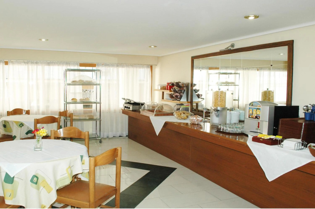 Omiros Hotel