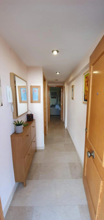 Ideal familias en urbanización de lujo a 600m de la playa Levante con Wifi, AC y Parking