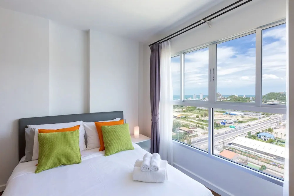 Baan KiangFah SeaView Condominium