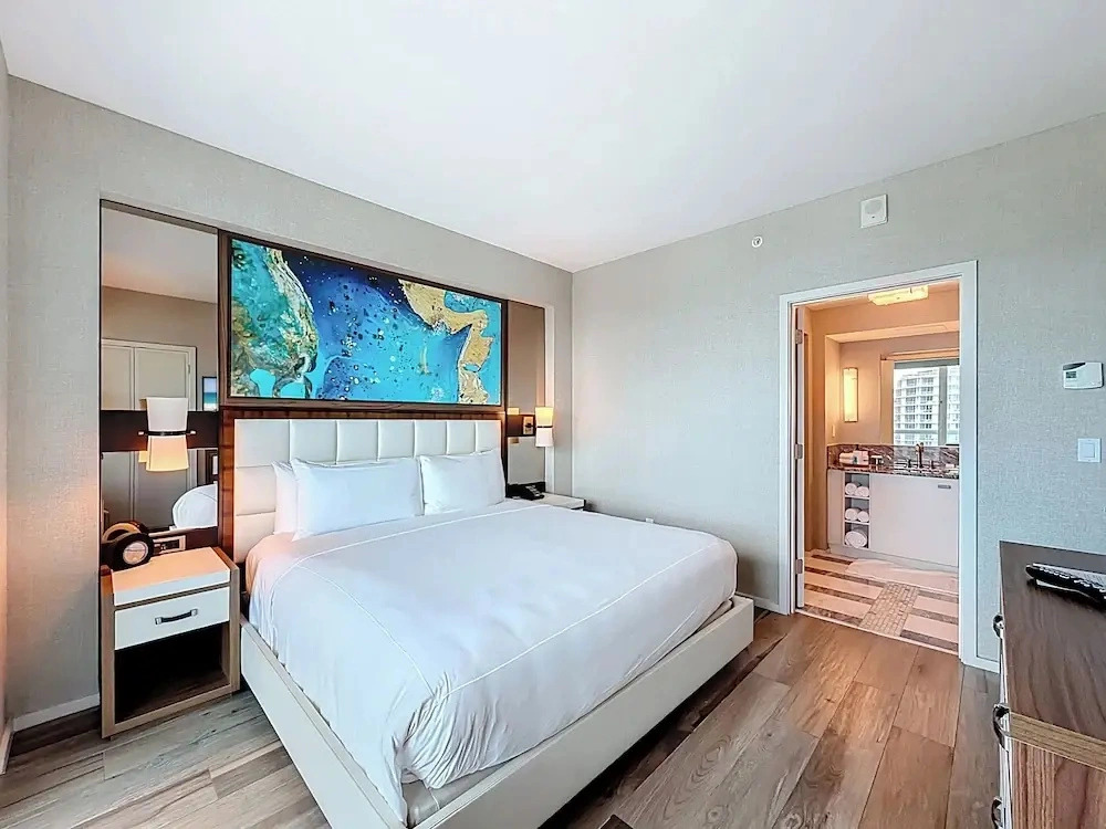 Luxury Suites at Fort Lauderdale Beach