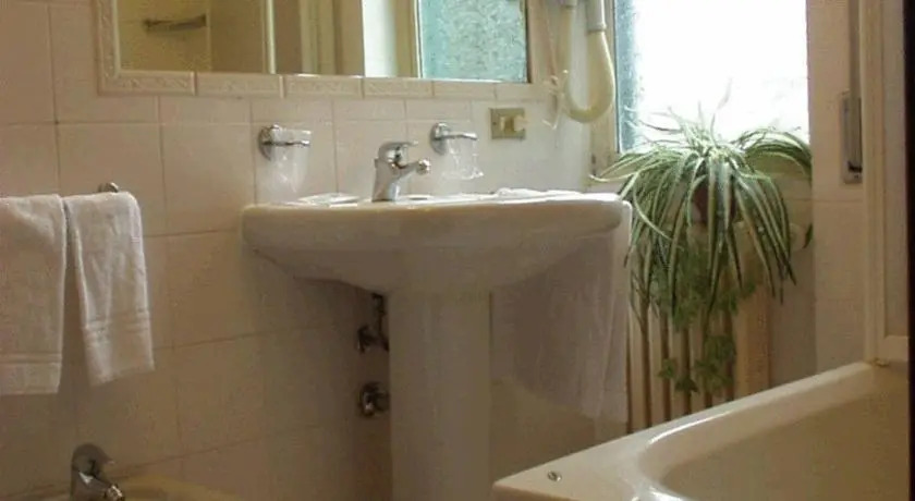 Hotel Salus