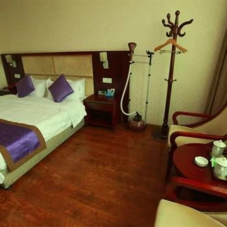 Yahao Holiday Hotel