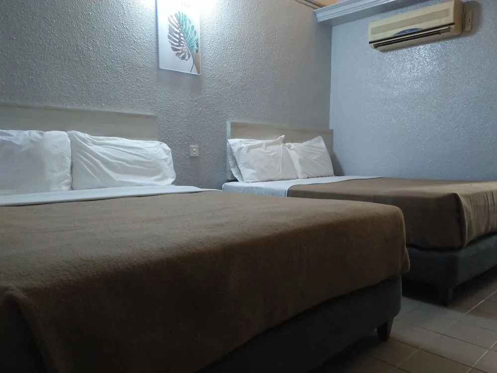 Lotus Inn Hotel