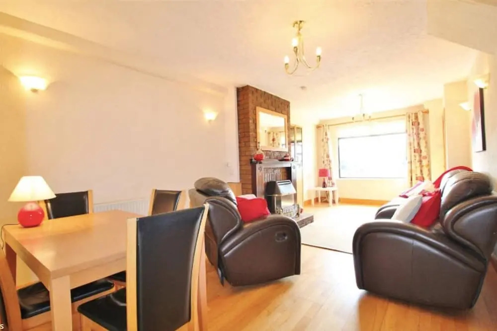 2 Bedroom Family Home in Residential Dublin Suburb