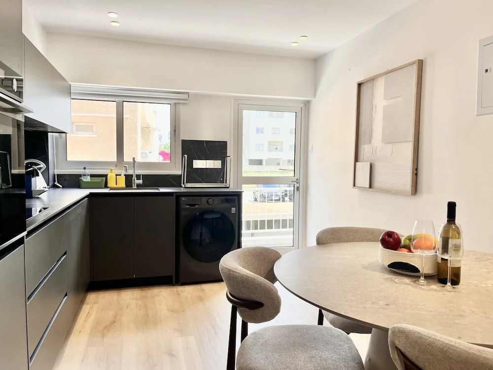 32 Nic- Stay Metropolitan Luxe Apartment