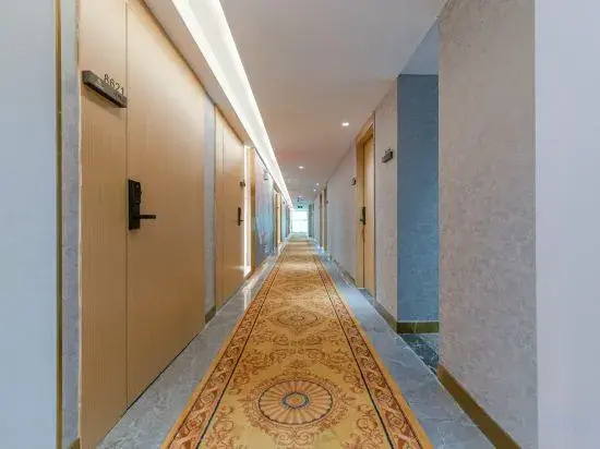 Lixing Hotel (Shenzhen International Convention and Exhibition Center)