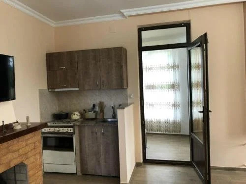 Zura's Guest House