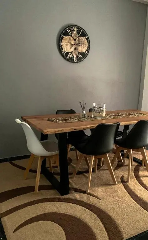 Dora's Apartment
