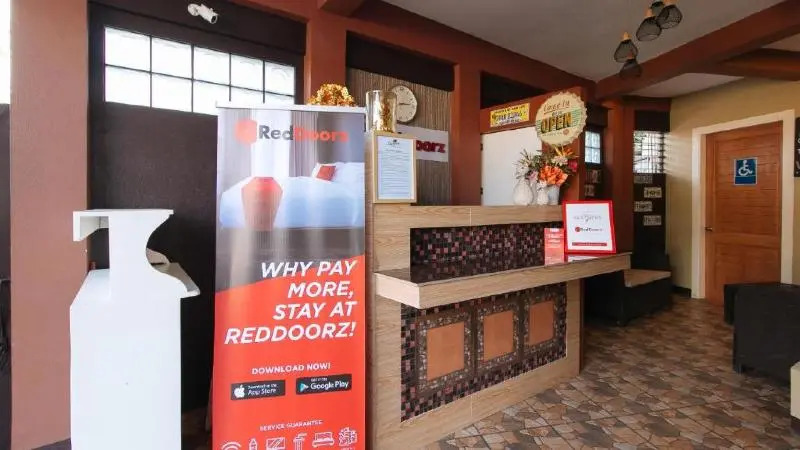 RedDoorz Plus near Lapasan Plaza Cagayan de Oro